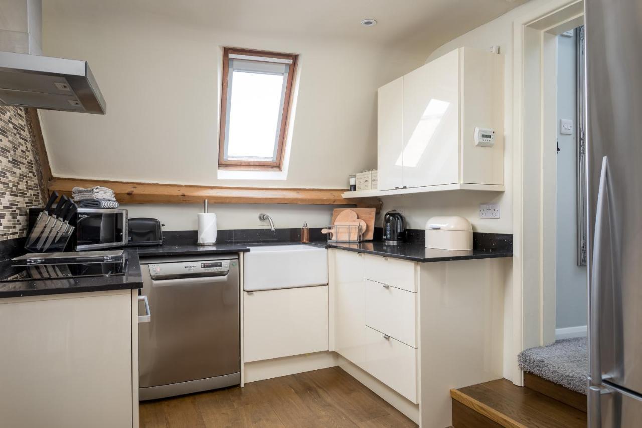 The Loft: Unique, Romantic, Grade II Listed, Dog Friendly Stow-on-the-Wold Екстериор снимка