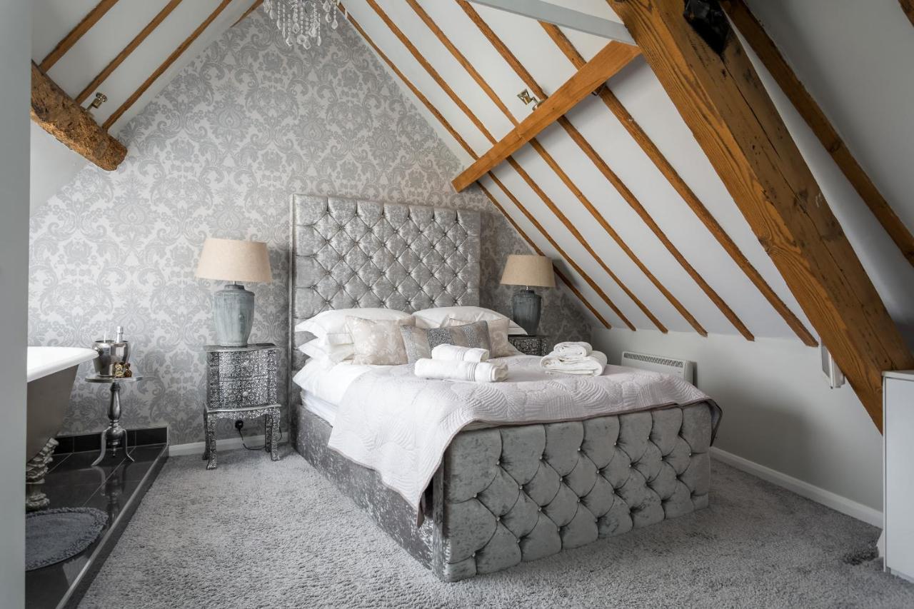 The Loft: Unique, Romantic, Grade II Listed, Dog Friendly Stow-on-the-Wold Екстериор снимка